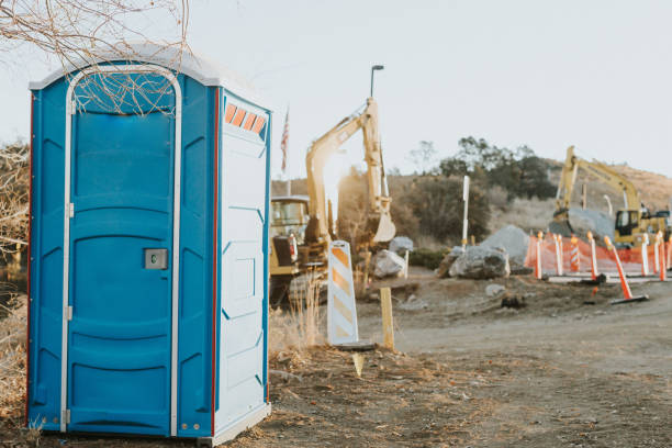Portable Toilet Options We Offer in Hampshire, IL