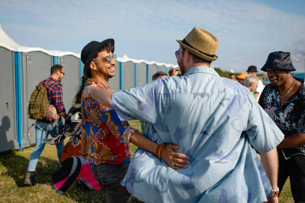 Best Construction site porta potty rental  in Hampshire, IL